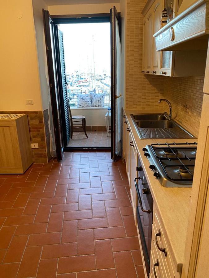Fra Em Doria "Giubileo 2025" Appartement Nettuno Buitenkant foto